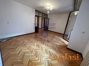 ~ Komforan trosoban stan sa dvorištem ~