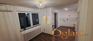 KOMPLETNO RENOVIRAN JEDNOIPOSOBAN STAN NA BULEVARU VOJVODE STEPE