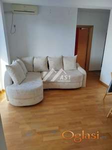 Izdajem fenomenlan dvosoban stan na Limanu IV !!! ID#7141