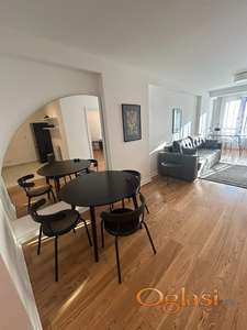 Izdavanje-Dvosoban lux stan u Centru Beograda