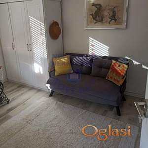 Jednoiposoban 38m2 Železnička stanica