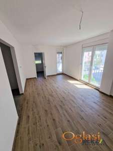 NEUSELJAVAN STAN NA PODBARI