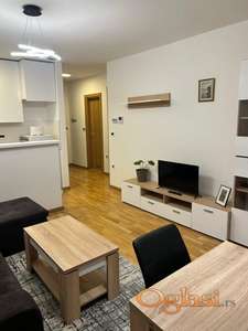 Nov dvosoban namešten stan,Petrovaradin-45m2-450e,parking