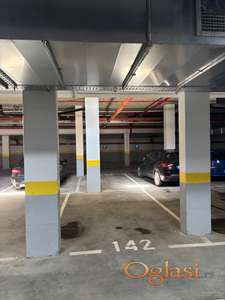 VLASNIK Garazno parking mesto Atrium Residence