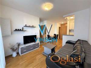 Novi Sad, Centar - Jednoiposoban stan + parking ID#9104452