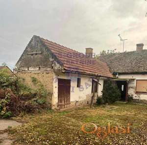 Kuća za rušenje , 86m2 , kolski ulaz