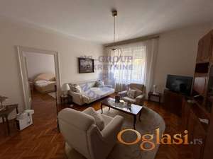 Trosoban, komforan salonac - Bulevar oslobođenja