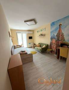 ODMAH USELJIV JEDNOSOBAN STAN KOD SOCIJALNOG