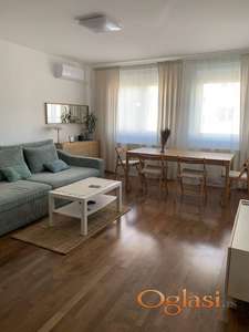 Nov četvorosoban namešten stan na Adicama