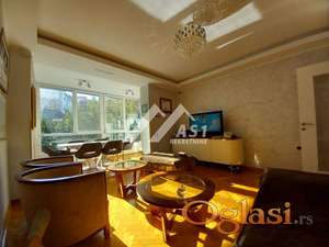 IZDAJE SE TROSOBAN STAN U STAROM GRADU ID#5526