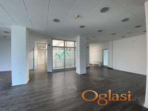 Poslovni prostor, 240m2+ 112m2 terase, Bulevar oslobođenja. 