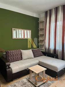 Garsonjera na Keju - odlična lokacija, kompletno renovirana Pet Friendly