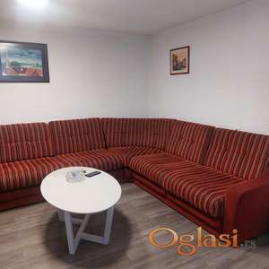 KEJ KOMFORAN DVOSOBAN HITNO!!!