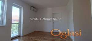 Južni Telep-Uknjižen Renoviran Jednoiposoban stan 46 m2 sa Lepom Terasom-065/385 8880