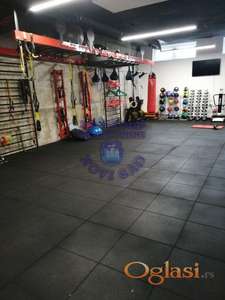 Odličan višenamenski lokal 360m2 na Novom Naselju!