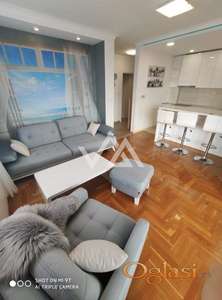 Novogradnja, 2.5, parking, odmah useljiv