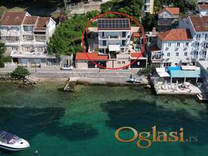 Luksuzna kuca prvi red do mora Bijela