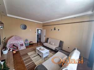 Na prodaju dvosoban stan, Čelarevo – Centar