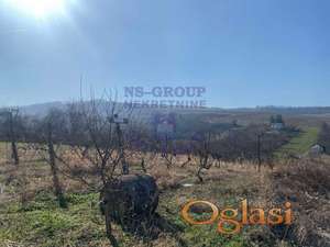 Prodaje se plac u Banoštoru