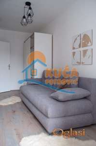 Izdaje se stan kod Gradske bolnice, 46m2