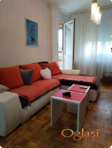 Jednoiposoban stan na Novom Naselju ! Bulevar Vojvode Stepe