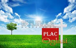 Plac iznad Novog Sela u područiju buduće Kvantaške pijace
