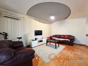 STAN - NOVI SAD - CENTAR - 53m2 - 150000 evra