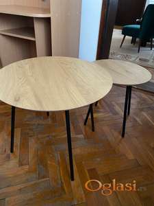 Stočić (dva komada)