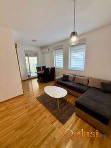 Novi Sad, Odlican Nov Dvosoban Stan