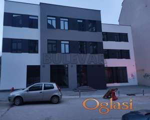 Nova, Lux nekretnina, sam centar Kragujevca - Izdavanje - prizemlje poslovnog objekta u Kragujevcu, 170 m2