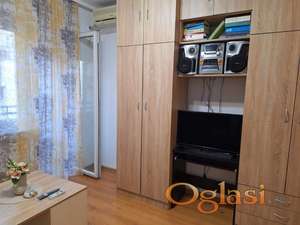 Nameštena garsonjera za izdavanje