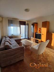 Dvosoban stan - Petrovaradin