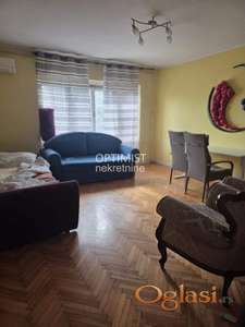 Paviljoni – odlična lokacija, tri terase, veliki potencijal! ID#3685