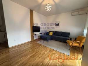 ~ Komforan dvosoban stan na Starom Majuru ~