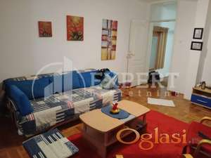 Izdaje se stan kod Svetinikolske crkve!