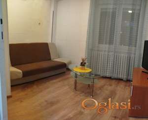 Odlican renoviran stan na Grbavici