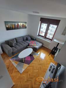 Grbavica - 42m2 - jednoiposoban stan