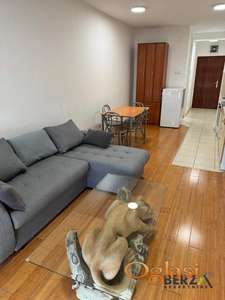  PROSTRANA GARSONJERA NA BULEVARU OSLOBOĐENJA 