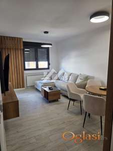 Izdajem LUX nov dvosoban stan sa privatnim parking mestom !!! ID#5674