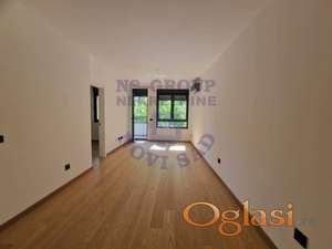 62m2 Grbavica! Dve spavaće sobe