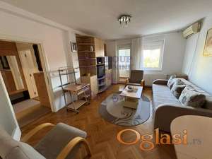 Izdaje se lep potpuno namešten dvosoban stan na Grbavici