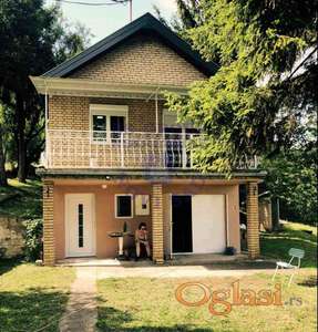 Vikendica,odlicna,Sremski Karlovci