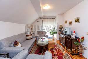 Kuća u Durlanu, 210m2, odlična lokacija