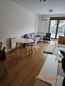 Komforan stan + garaža, odmah useljiv ID#9264