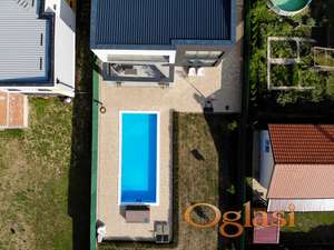 Moderna porodična kuća