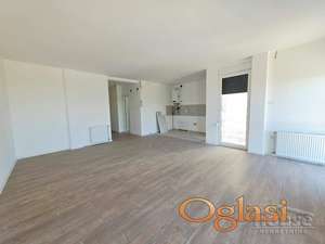 STAN - PETROVARADIN - CENTAR - 93m2 - 167400 evra