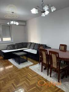 Izdaje se jednoiposoban stan,46m2 Detelinara