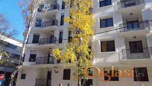 Izdaje se nov, moderno namešten stan – Socijalno, strogi centar