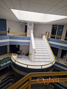 CELA POSLOVNA ZGRADA, NAJKVALITETNIJA GRADNJA I STRUKTURA 2550m2