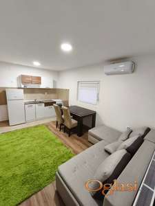 Odličan stan na Adicama ! Mirona Đorđevića !